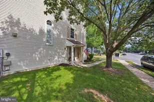 8601 Venoy Ct, Alexandria, VA 22309 - Photo 6