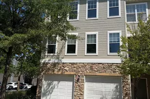 13379 Connor Dr, Centreville, VA 20120 - Photo 2