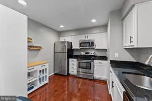 7501 Ashby Ln, Alexandria, VA 22315 - Photo 8