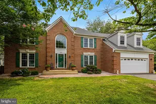 1501 Snowflake Ct, Herndon, VA 20170 - Photo 1