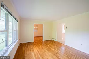 6608 Fairlawn Dr, McLean, VA 22101 - Photo 10