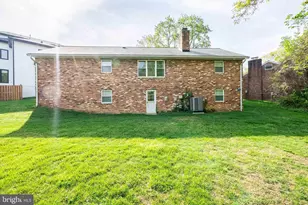 6608 Fairlawn Dr, McLean, VA 22101 - Photo 32