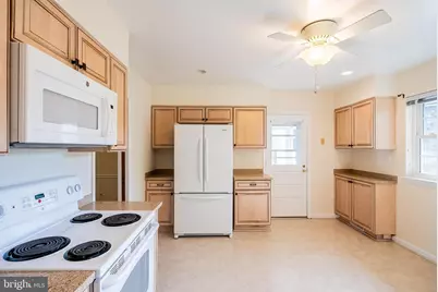 6608 Fairlawn Drive, McLean, VA 22101 - Photo 6