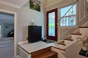 8913 Cromwell Dr, Springfield, VA 22151 - Photo 2