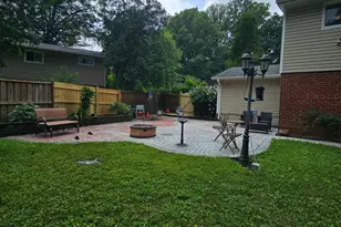 8913 Cromwell Dr, Springfield, VA 22151 - Photo 26
