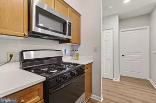 12919 Alton Square, Herndon, VA 20170 - Photo 8
