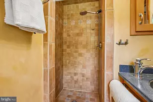 3332 Kaywood Dr, Falls Church, VA 22041 - Photo 20