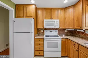 3332 Kaywood Dr, Falls Church, VA 22041 - Photo 12