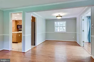 10507 Cavalcade St, Great Falls, VA 22066 - Photo 8