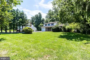 10507 Cavalcade St, Great Falls, VA 22066 - Photo 2