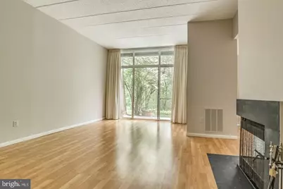 11564 Rolling Green Court, Reston, VA 20191 - Photo 6