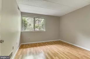 11564 Rolling Green Ct, Reston, VA 20191 - Photo 24