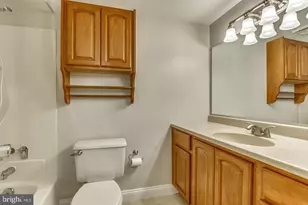11564 Rolling Green Ct, Reston, VA 20191 - Photo 20