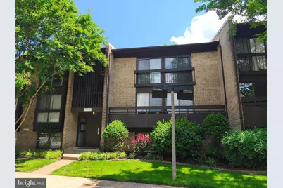 11564 Rolling Green Court, Reston, VA 20191 - Photo 2
