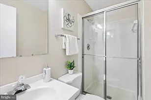 [Address not provided], Alexandria, VA 22306 - Photo 20