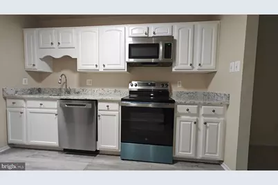503 Florida Avenue #203, Herndon, VA 20170 - Photo 2