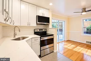 2708 Farmington Dr, Alexandria, VA 22303 - Photo 6