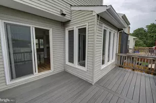 13826 Wakley Ct, Centreville, VA 20121 - Photo 10