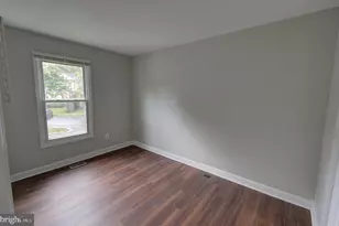 13826 Wakley Ct, Centreville, VA 20121 - Photo 12