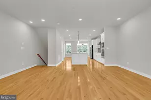 9340 Sweetbay Magnolia Ct, Fairfax, VA 22031 - Photo 14