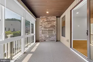 9340 Sweetbay Magnolia Ct, Fairfax, VA 22031 - Photo 26