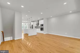 9340 Sweetbay Magnolia Ct, Fairfax, VA 22031 - Photo 12
