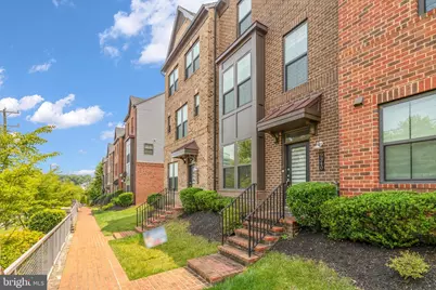 9340 Sweetbay Magnolia Court, Fairfax, VA 22031 - Photo 4