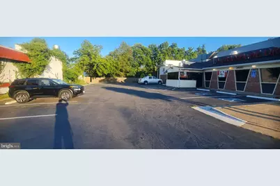 2920 Annandale Road, Falls Church, VA 22042 - Photo 2