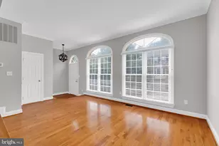 2715 Pembsly Dr, Vienna, VA 22181 - Photo 10