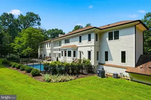 1127 Walker Rd, Great Falls, VA 22066 - Photo 74