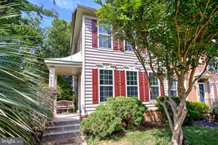 1274 Vintage Pl, Reston, VA 20194 - Photo 2