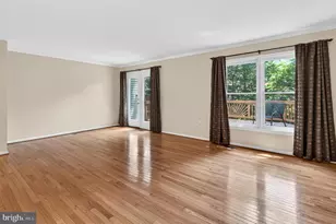 5719 Oakshore Ct, Burke, VA 22015 - Photo 10