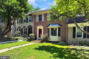 5719 Oakshore Ct, Burke, VA 22015 - Photo 2