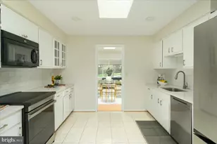 3804 Acosta Rd, Fairfax, VA 22031 - Photo 16