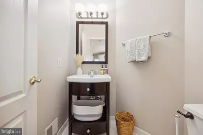 2207 Frank Street, Vienna, VA 22182 - Photo 16