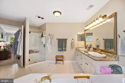 2207 Frank Street, Vienna, VA 22182 - Photo 34
