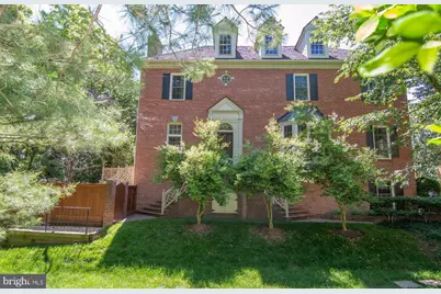 6656 Hampton Park Court, McLean, VA 22101 - Photo 4