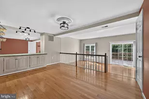 5619 Ridge View Dr, Alexandria, VA 22310 - Photo 6