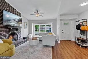 12728 Builders Rd, Herndon, VA 20170 - Photo 14
