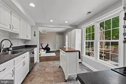 12728 Builders Road, Herndon, VA 20170 - Photo 8