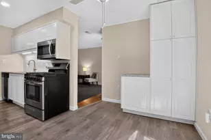3354 Woodburn Rd, Annandale, VA 22003 - Photo 10