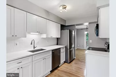 6055 Meyers Landing Court, Burke, VA 22015 - Photo 6