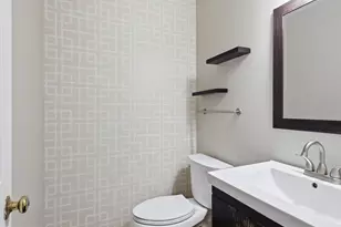 6055 Meyers Landing Ct, Burke, VA 22015 - Photo 10