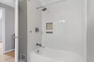 6055 Meyers Landing Ct, Burke, VA 22015 - Photo 18