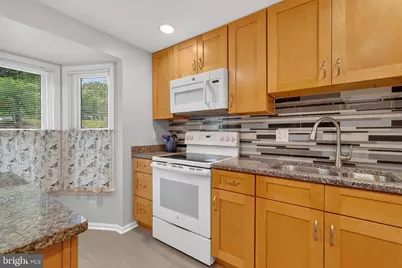 6109 Liverpool Lane, Alexandria, VA 22315 - Photo 6