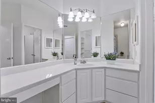 12165 Penderview Terrace, Fairfax, VA 22033 - Photo 16