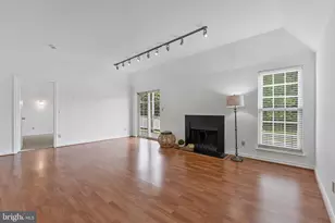 12165 Penderview Terrace, Fairfax, VA 22033 - Photo 4