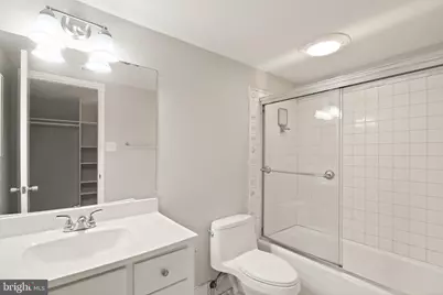 1414 Northgate Square #14/1B, Reston, VA 20190 - Photo 24