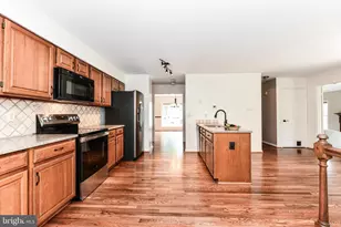 9109 Northedge Dr, Springfield, VA 22153 - Photo 16