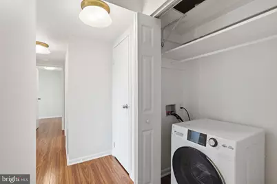 200 Locust Street SE #405, Vienna, VA 22180 - Photo 24